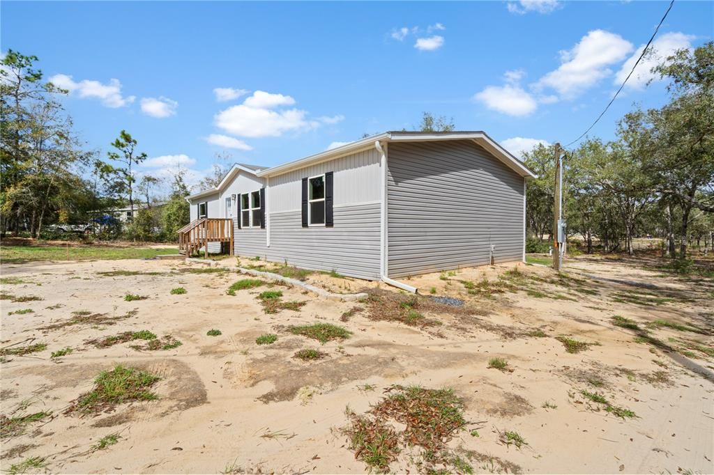 Activo con contrato: $219,900 (3 camas, 2 baños, 1456 Pies cuadrados)