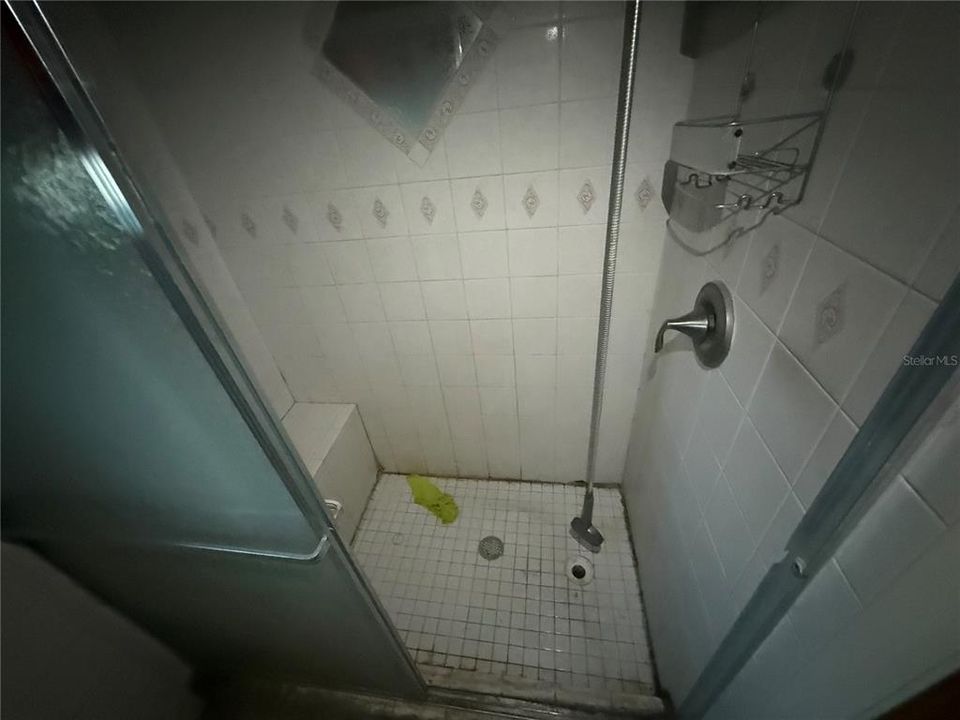 Под контрактом: $300,000 (3 спален, 2 ванн, 1719 Квадратных фут)