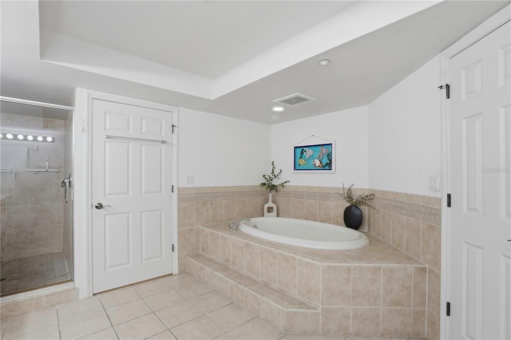 For Sale: $1,475,000 (3 beds, 3 baths, 2275 Square Feet)