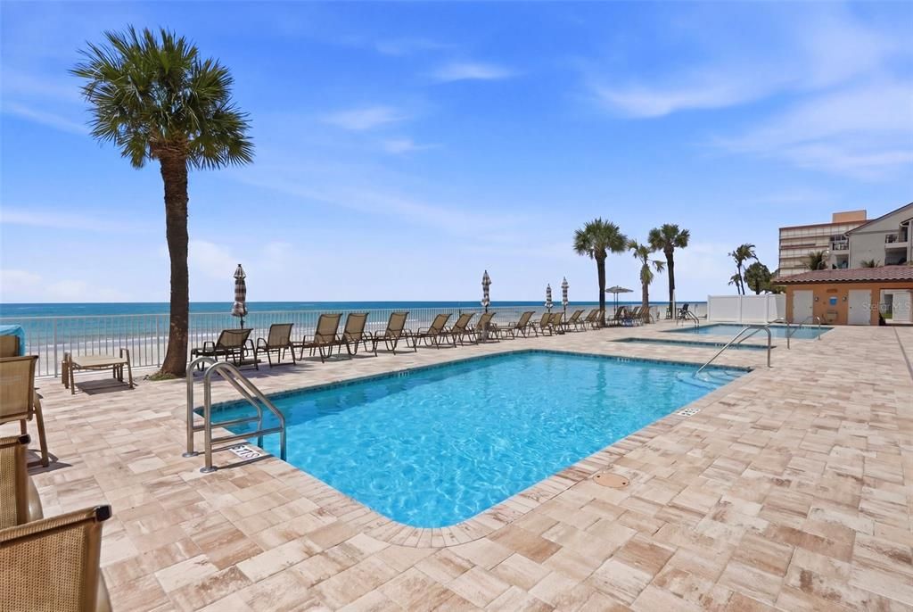 For Sale: $1,475,000 (3 beds, 3 baths, 2275 Square Feet)