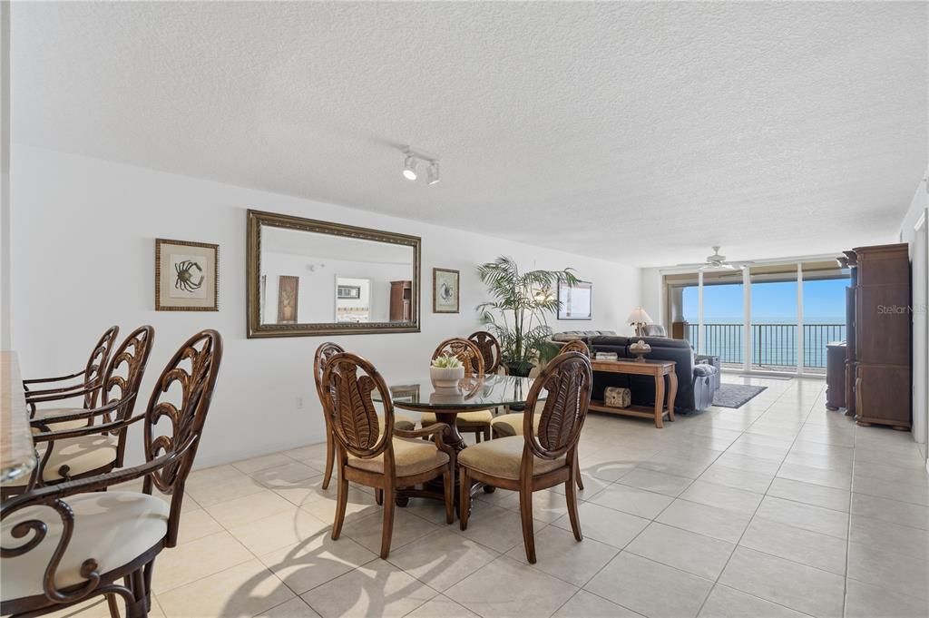 For Sale: $1,475,000 (3 beds, 3 baths, 2275 Square Feet)