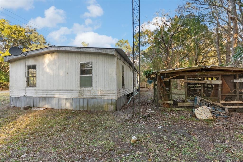 For Sale: $69,900 (3 beds, 2 baths, 1584 Square Feet)