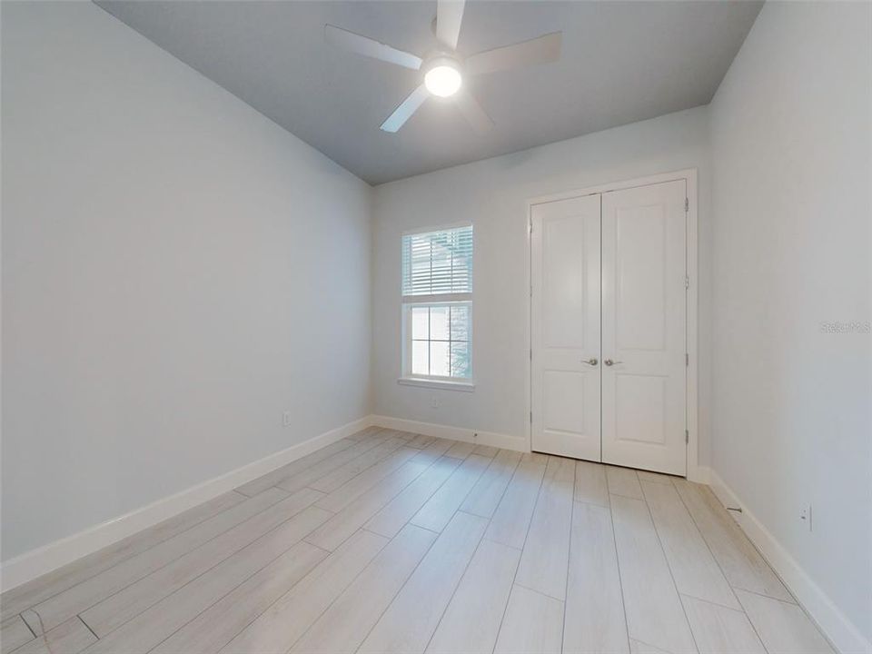 En Venta: $389,900 (3 camas, 3 baños, 2095 Pies cuadrados)