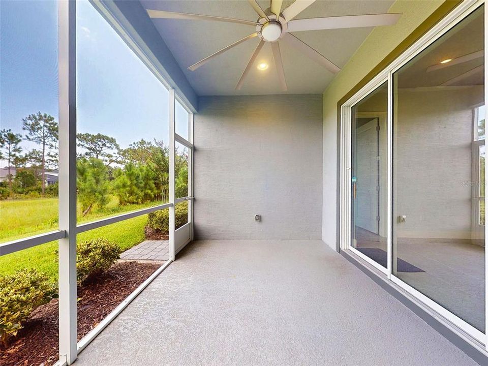 En Venta: $389,900 (3 camas, 3 baños, 2095 Pies cuadrados)