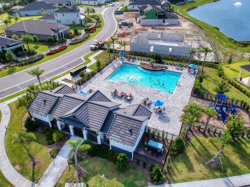 En Venta: $389,900 (3 camas, 3 baños, 2095 Pies cuadrados)
