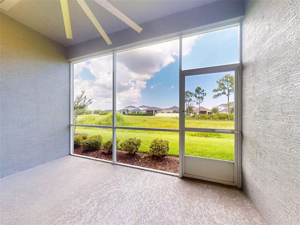 En Venta: $389,900 (3 camas, 3 baños, 2095 Pies cuadrados)