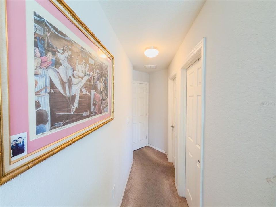 For Sale: $289,900 (4 beds, 2 baths, 1560 Square Feet)