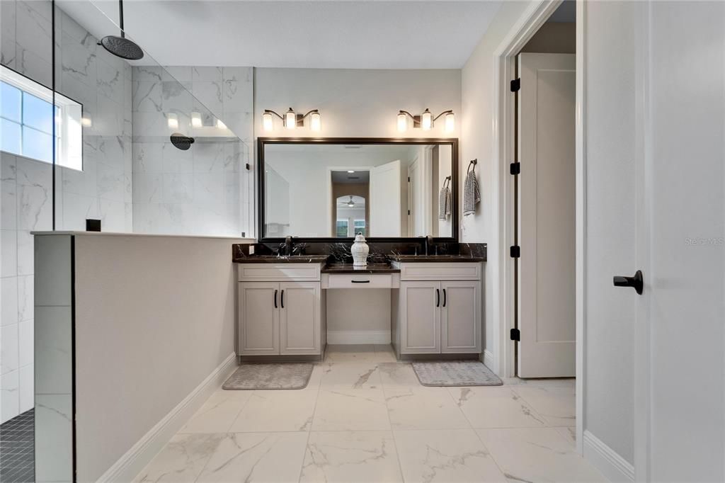 Active With Contract: $789,000 (3 beds, 3 baths, 2604 Square Feet)