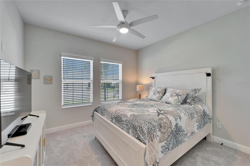 Active With Contract: $789,000 (3 beds, 3 baths, 2604 Square Feet)