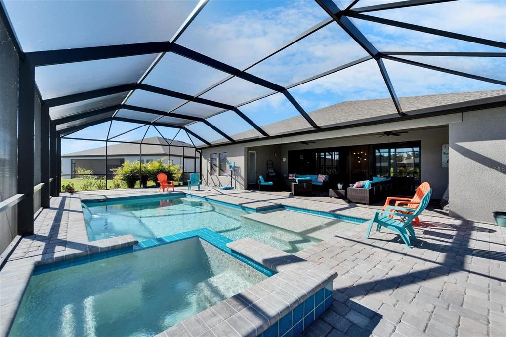 Active With Contract: $789,000 (3 beds, 3 baths, 2604 Square Feet)
