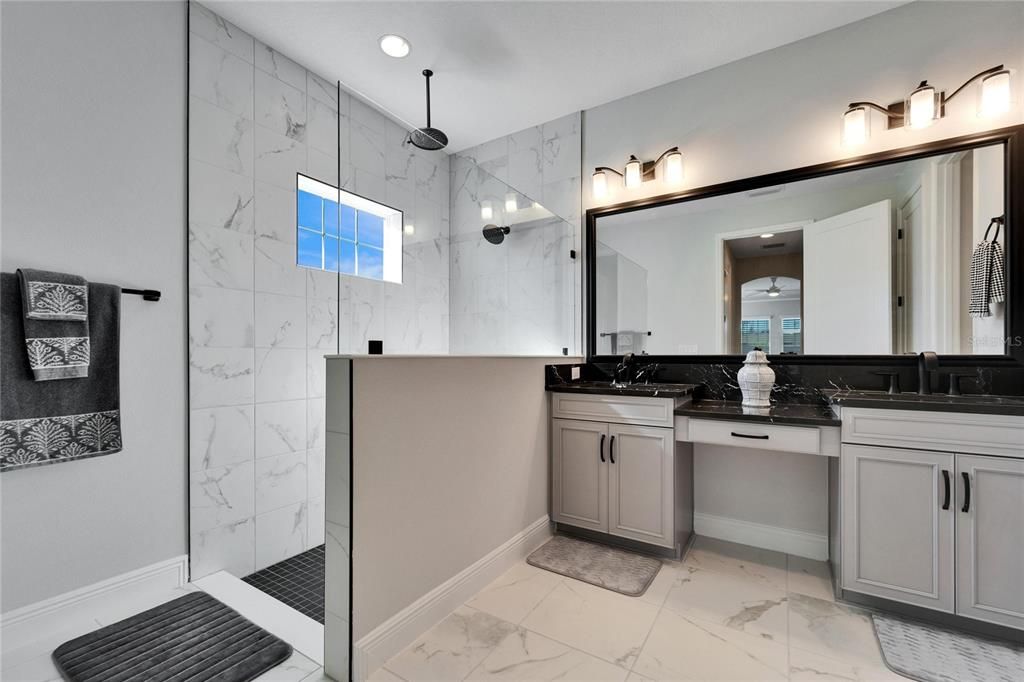 Active With Contract: $789,000 (3 beds, 3 baths, 2604 Square Feet)