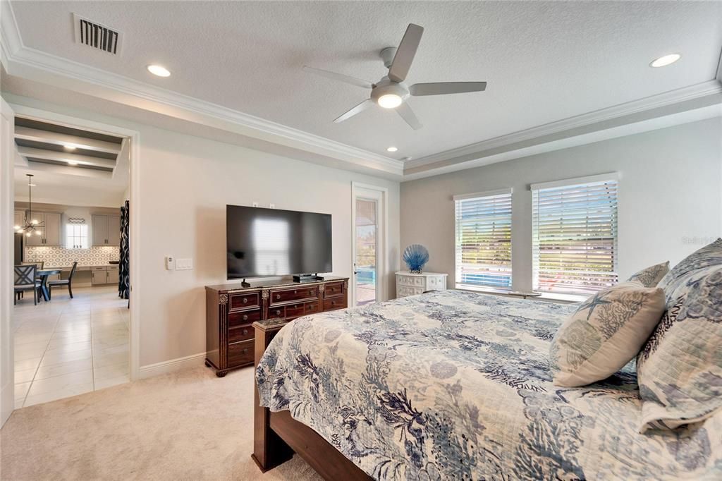 Active With Contract: $789,000 (3 beds, 3 baths, 2604 Square Feet)