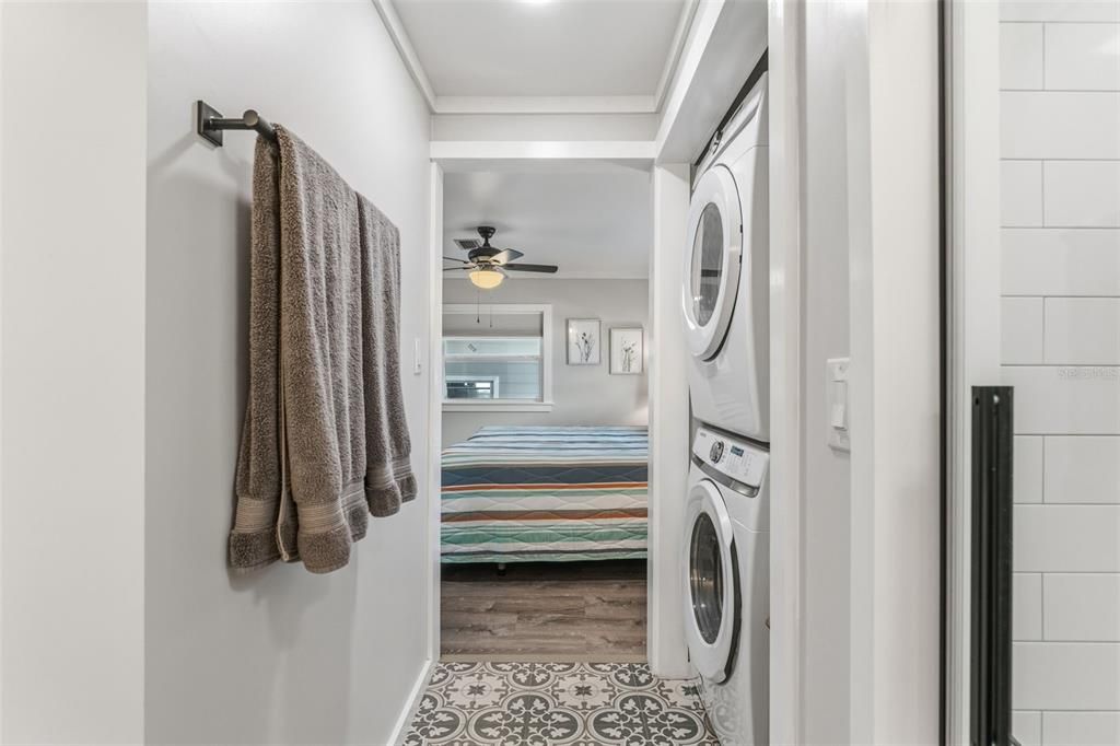 Activo con contrato: $169,500 (2 camas, 2 baños, 1104 Pies cuadrados)