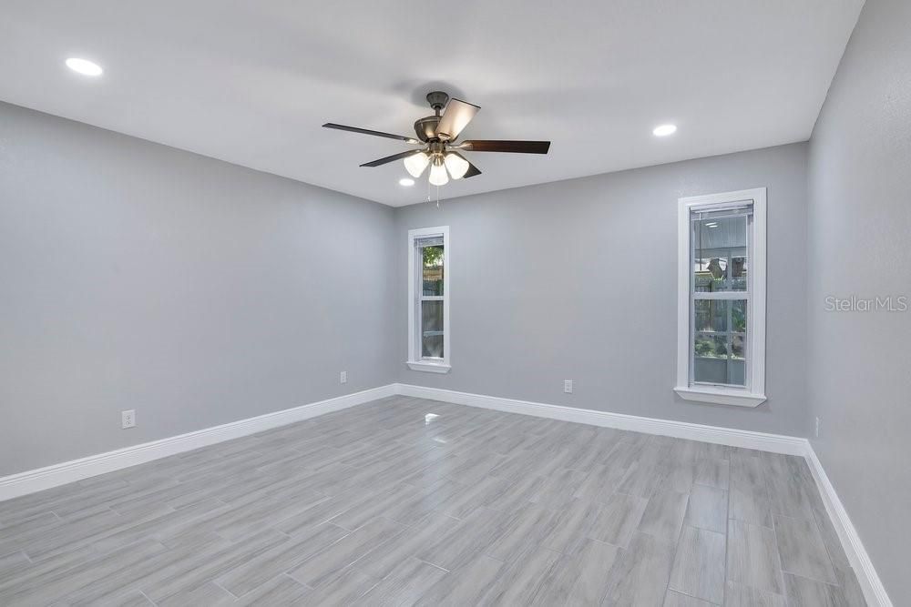 Active With Contract: $2,600 (4 beds, 2 baths, 1852 Square Feet)
