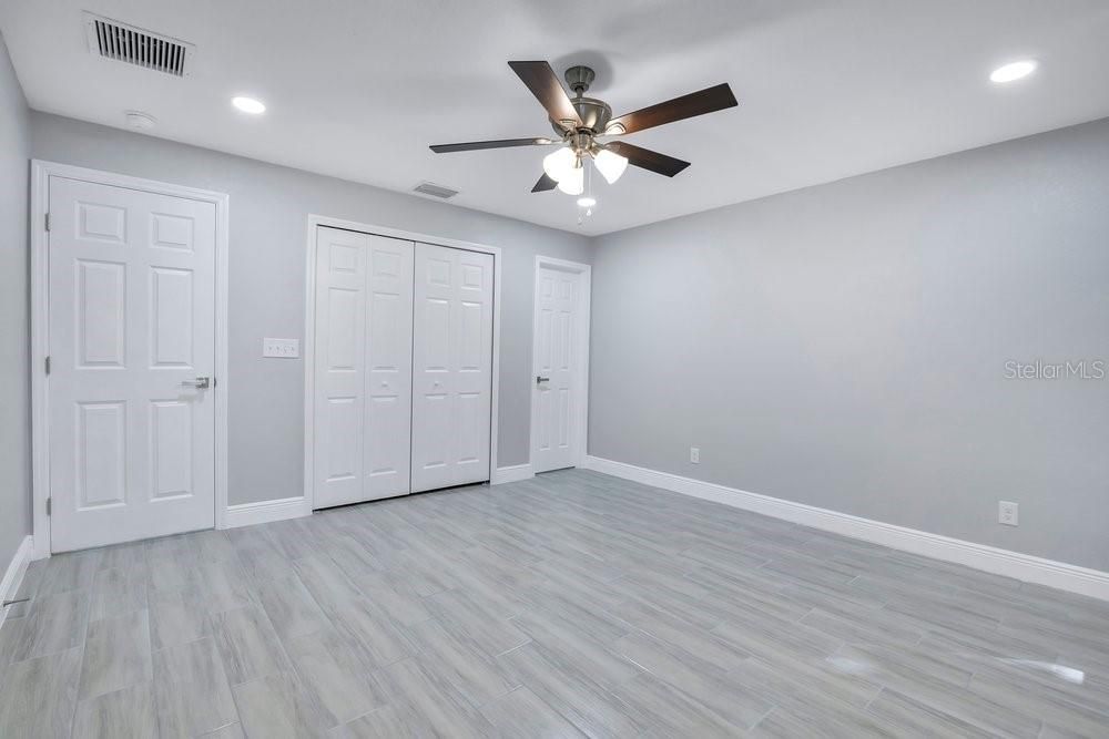 Active With Contract: $2,600 (4 beds, 2 baths, 1852 Square Feet)