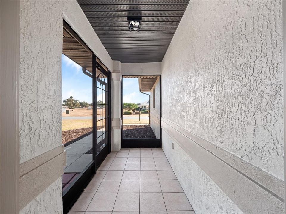 Activo con contrato: $325,900 (3 camas, 2 baños, 1694 Pies cuadrados)