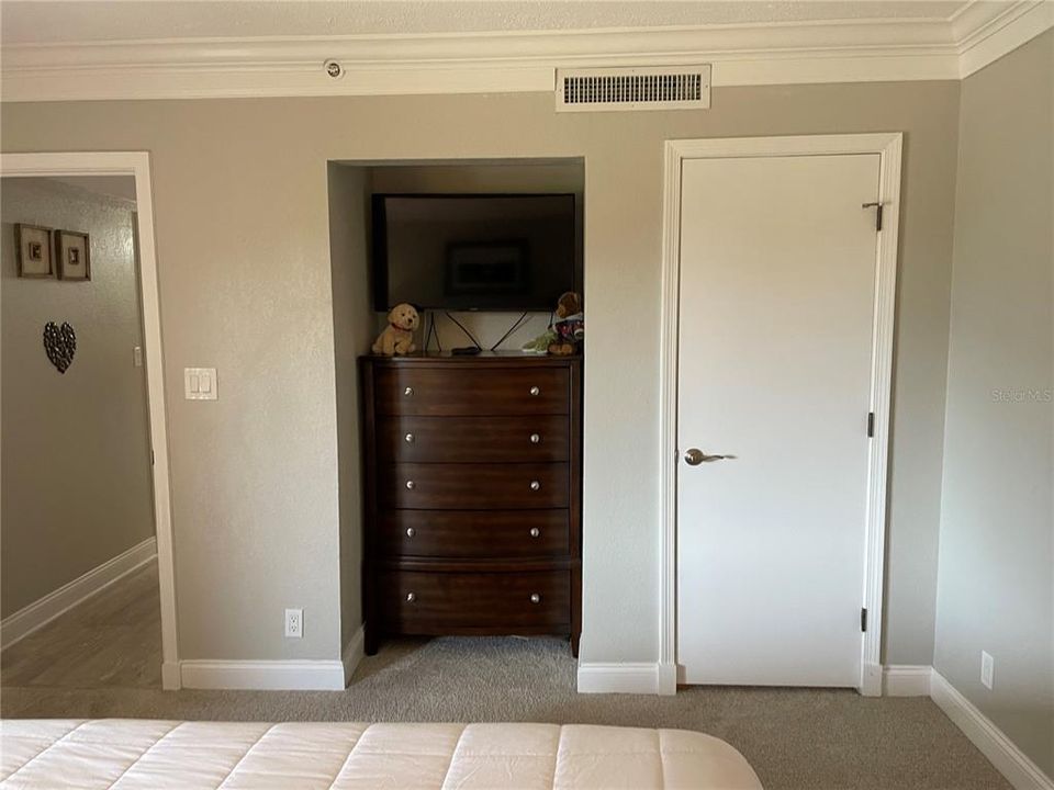 В аренду: $3,500 (1 спален, 1 ванн, 825 Квадратных фут)