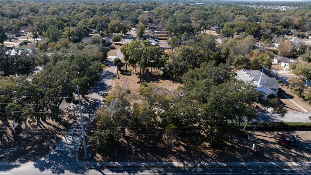На продажу: $179,999 (0.74 acres)