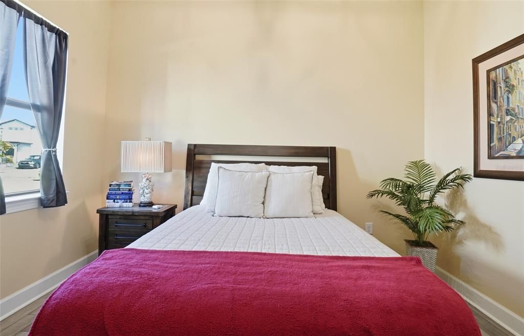 For Rent: $10,500 (3 beds, 2 baths, 2293 Square Feet)