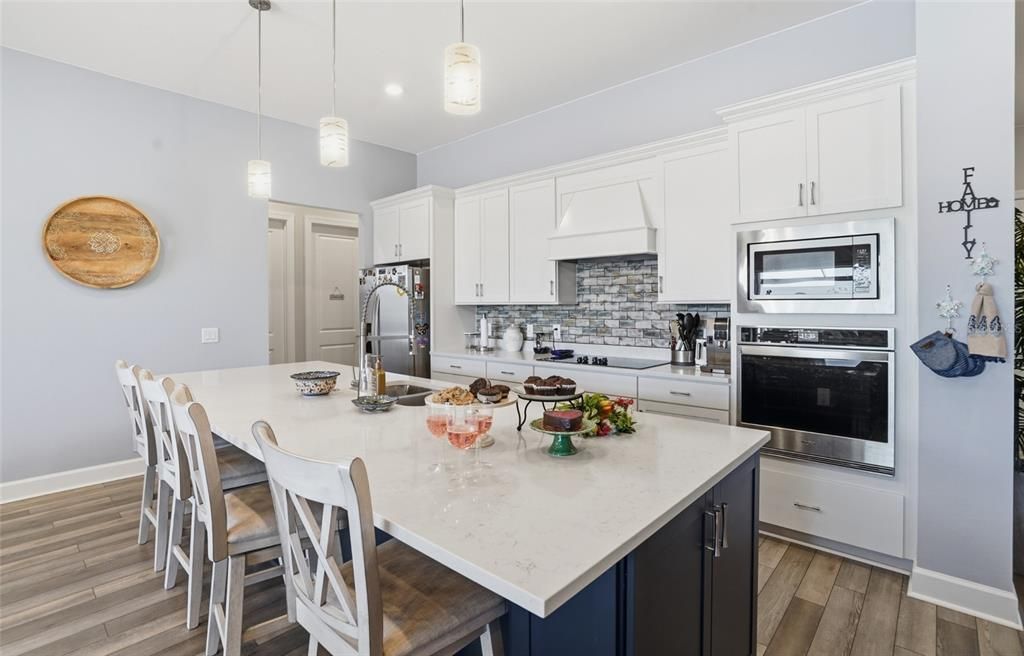 For Rent: $10,500 (3 beds, 2 baths, 2293 Square Feet)