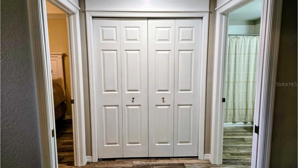 Activo con contrato: $419,000 (3 camas, 2 baños, 1647 Pies cuadrados)