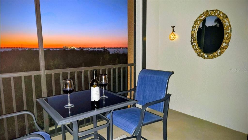 Activo con contrato: $419,000 (3 camas, 2 baños, 1647 Pies cuadrados)