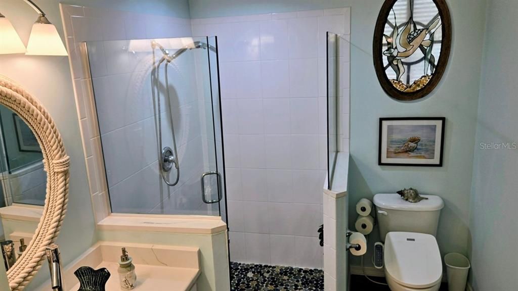 Activo con contrato: $419,000 (3 camas, 2 baños, 1647 Pies cuadrados)