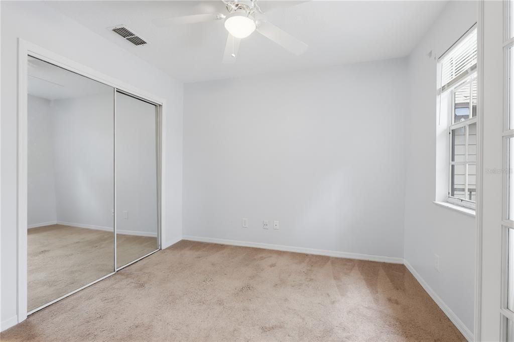 Active With Contract: $163,900 (2 beds, 2 baths, 792 Square Feet)