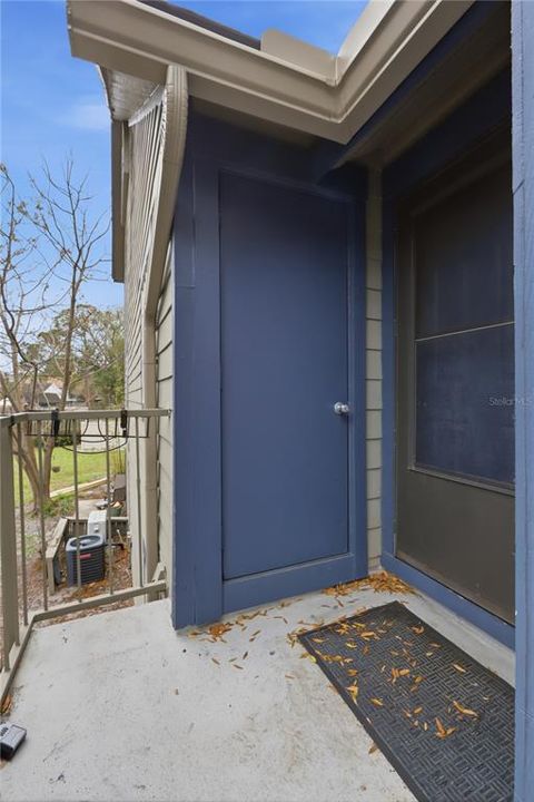 Active With Contract: $163,900 (2 beds, 2 baths, 792 Square Feet)