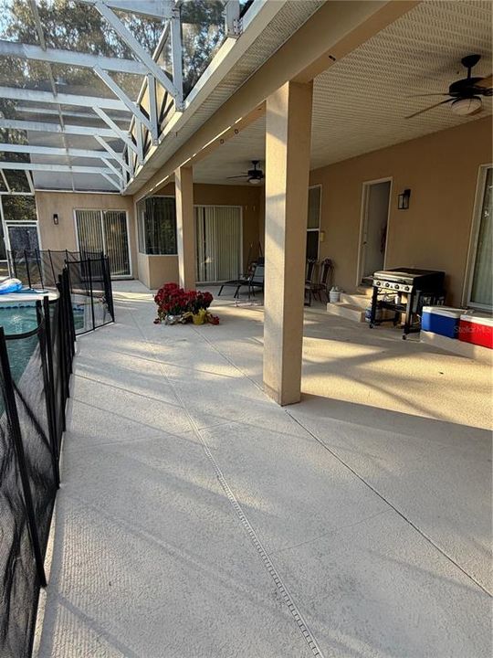 En Venta: $675,999 (4 camas, 3 baños, 5126 Pies cuadrados)