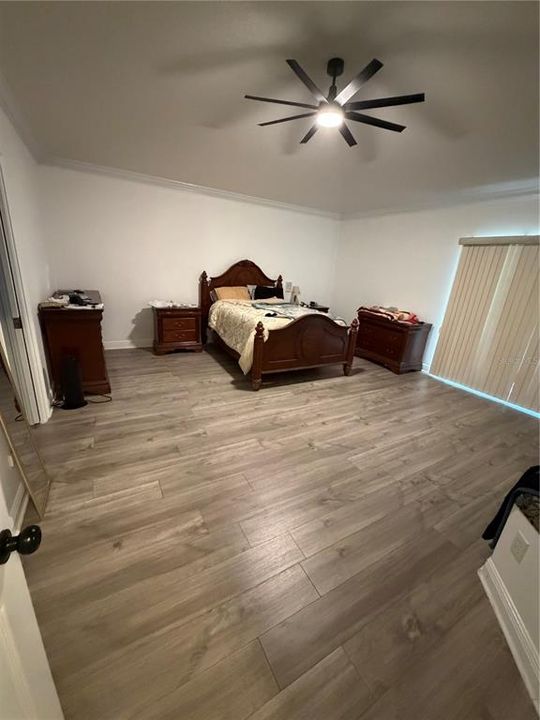 En Venta: $675,999 (4 camas, 3 baños, 5126 Pies cuadrados)