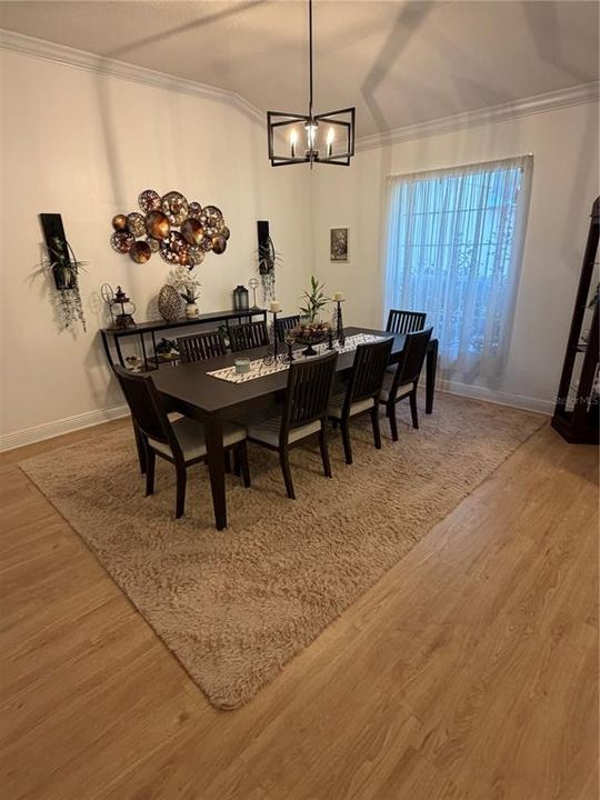 En Venta: $675,999 (4 camas, 3 baños, 5126 Pies cuadrados)