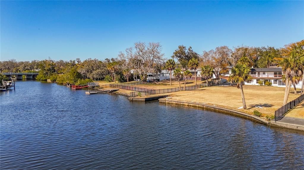 En Venta: $589,000 (5 camas, 4 baños, 3830 Pies cuadrados)
