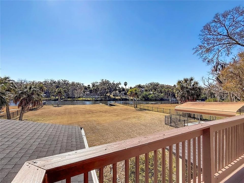 En Venta: $589,000 (5 camas, 4 baños, 3830 Pies cuadrados)