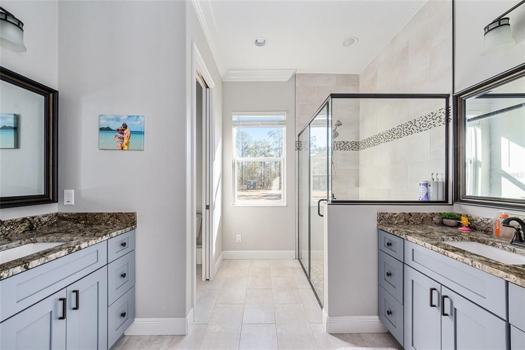 En Venta: $574,900 (4 camas, 2 baños, 2015 Pies cuadrados)