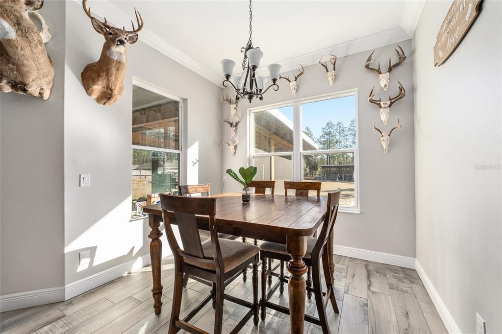 En Venta: $574,900 (4 camas, 2 baños, 2015 Pies cuadrados)