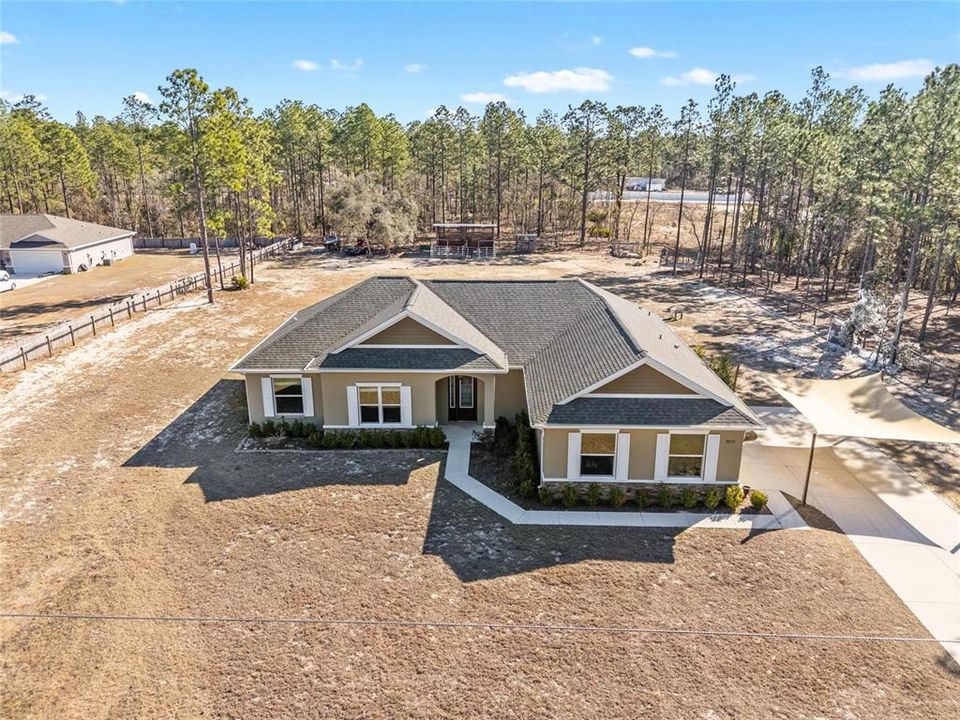 En Venta: $574,900 (4 camas, 2 baños, 2015 Pies cuadrados)