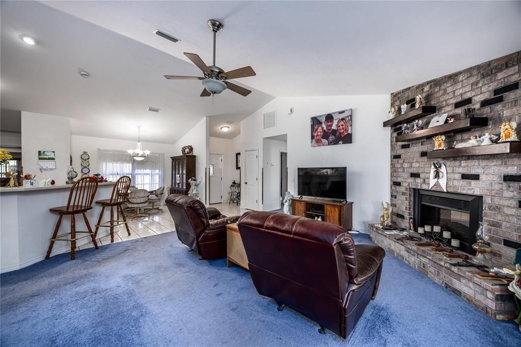 For Sale: $420,000 (3 beds, 2 baths, 2306 Square Feet)