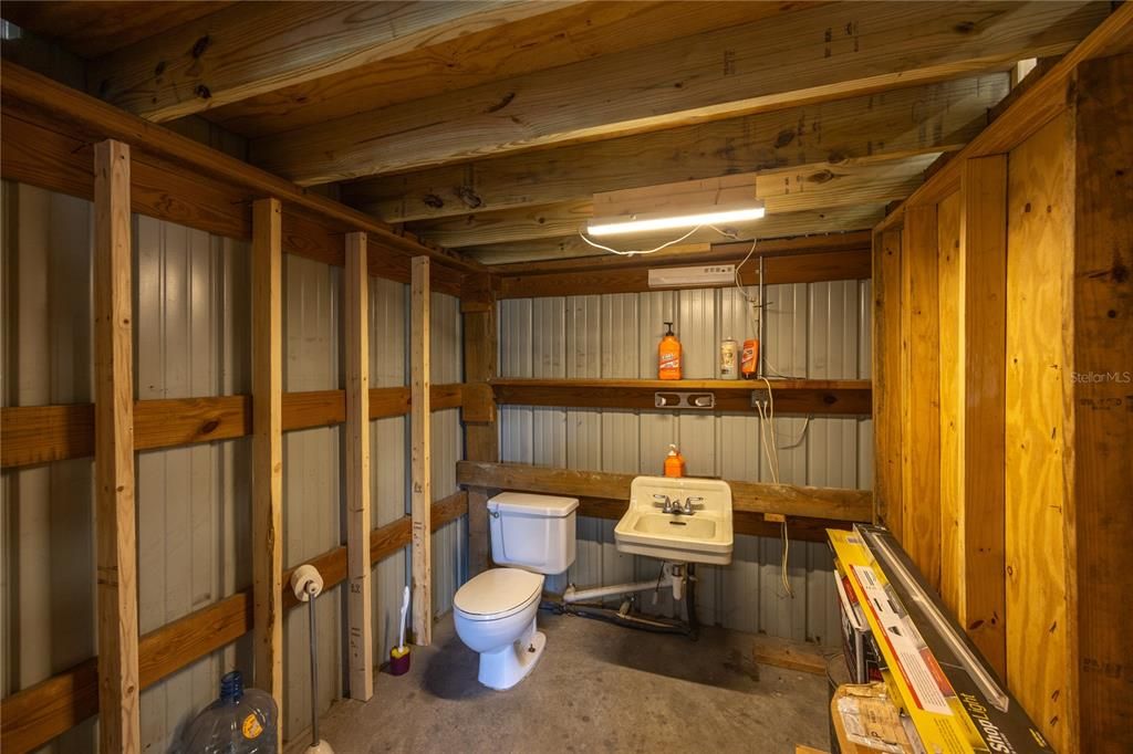For Sale: $420,000 (3 beds, 2 baths, 2306 Square Feet)