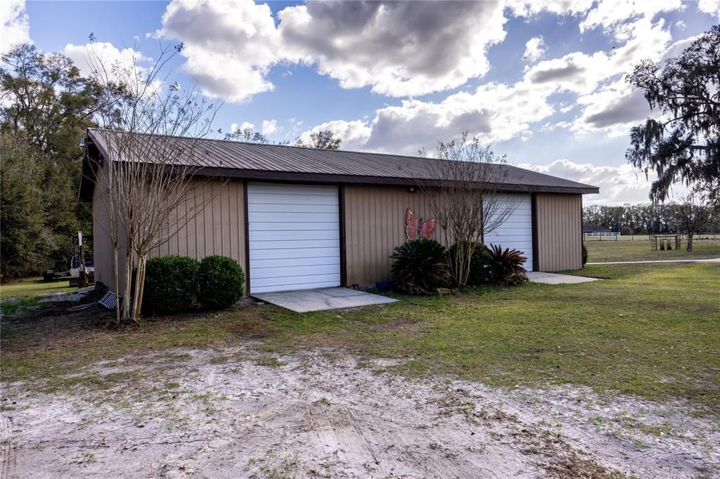 For Sale: $420,000 (3 beds, 2 baths, 2306 Square Feet)