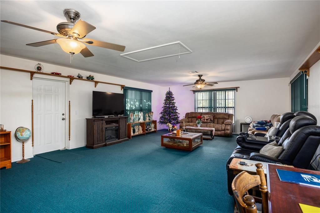 For Sale: $420,000 (3 beds, 2 baths, 2306 Square Feet)