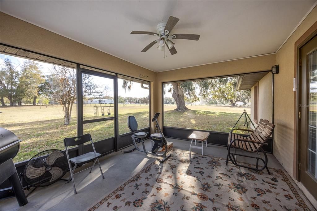 For Sale: $420,000 (3 beds, 2 baths, 2306 Square Feet)