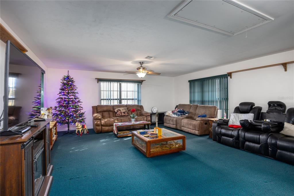 For Sale: $420,000 (3 beds, 2 baths, 2306 Square Feet)