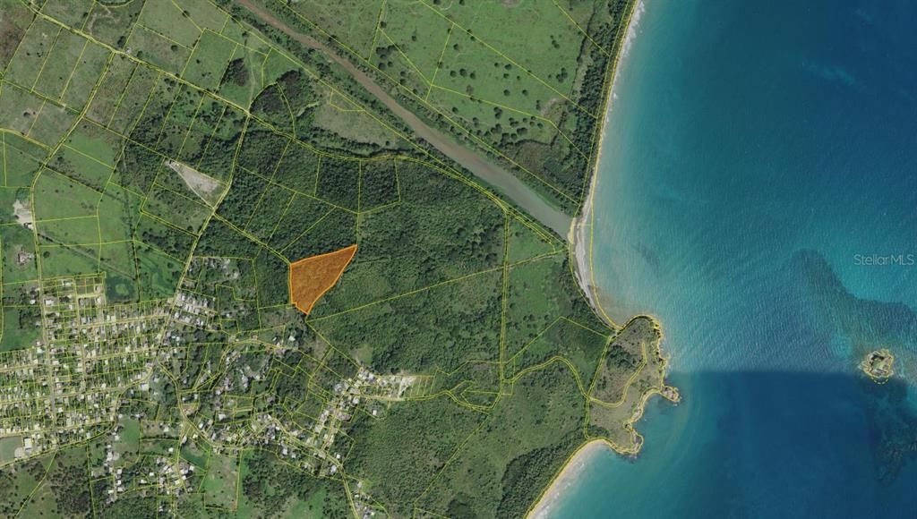 待售: $177,900 (5.63 acres)