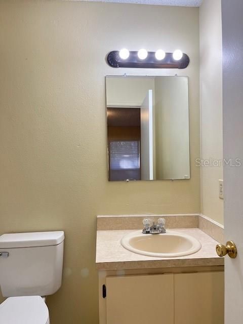 В аренду: $1,395 (2 спален, 2 ванн, 810 Квадратных фут)