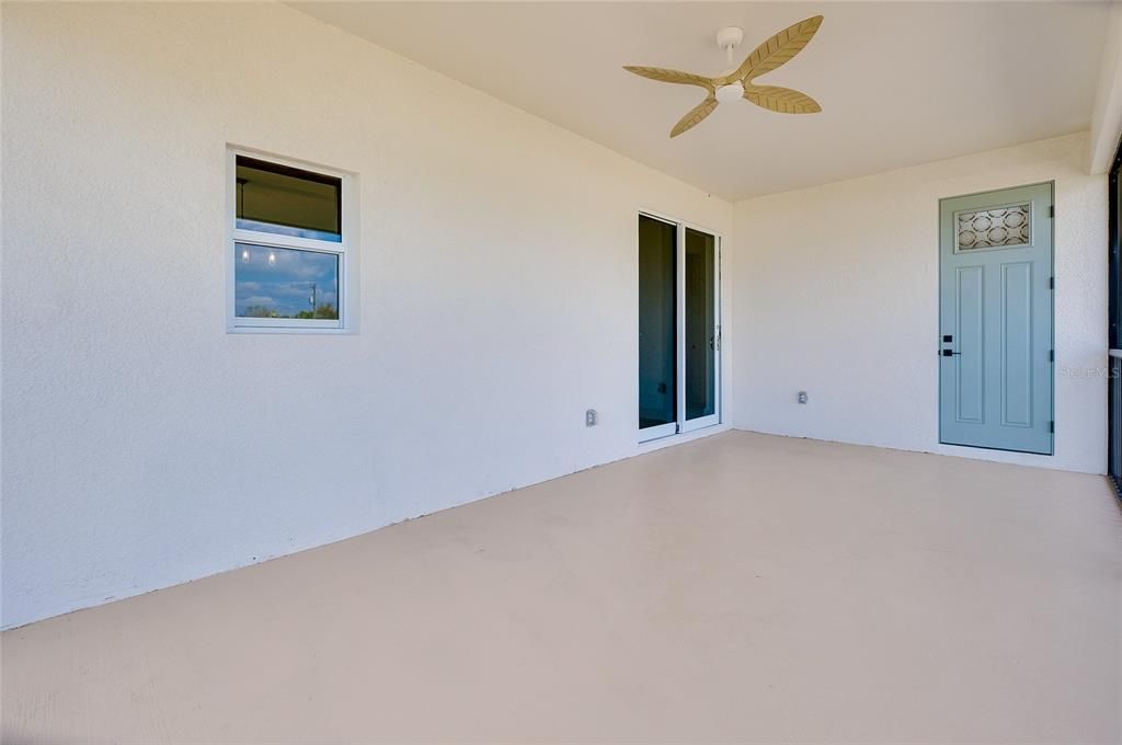 Active With Contract: $335,000 (3 beds, 2 baths, 1348 Square Feet)