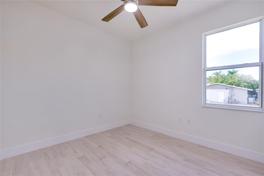 Active With Contract: $335,000 (3 beds, 2 baths, 1348 Square Feet)
