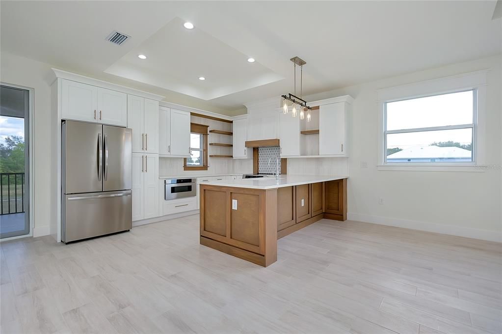 Active With Contract: $335,000 (3 beds, 2 baths, 1348 Square Feet)