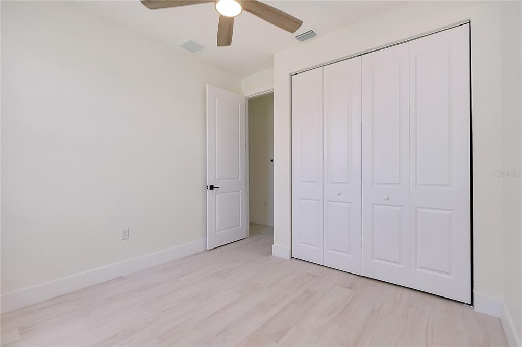 Active With Contract: $335,000 (3 beds, 2 baths, 1348 Square Feet)