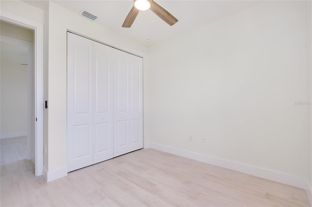 Active With Contract: $335,000 (3 beds, 2 baths, 1348 Square Feet)
